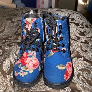 Girl toddler boots
